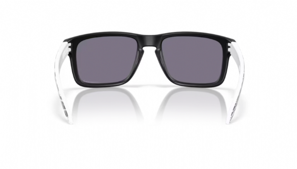 Oakley Holbrook Matte Black/ Prizm Grey