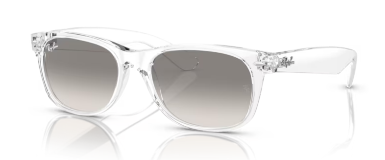Ray-Ban New Wayfarer Polished Clear/ Grey Gradient