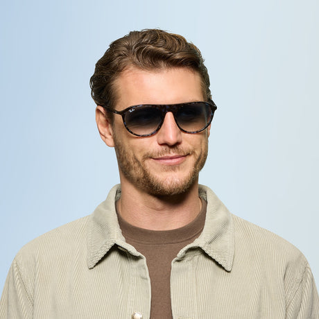 Ray-Ban-2215-Havana-Blue-Turtle-Clear-Gradient-Blue-Model