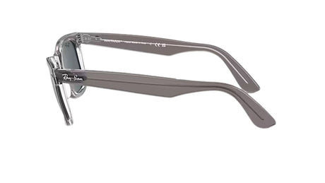 ray-ban-wayfarer-grey-on-transparent-blue-04