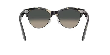 Ray-Ban-clubmaster-way-grey-havana-on-black-grey-gradient-03